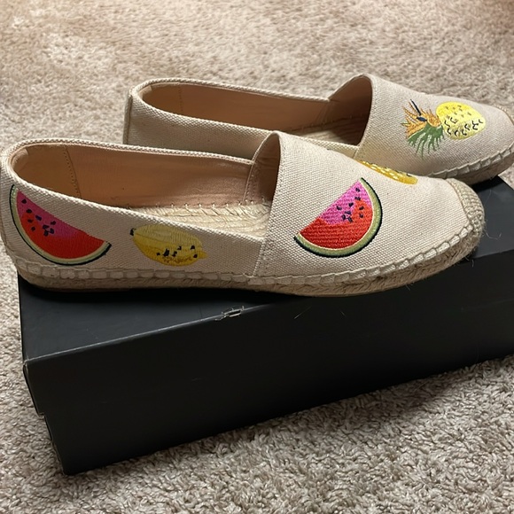 NEW JCREW Canvas espadrilles with embroidered fruits Sz 9Sundried Linen H9793. - Picture 2 of 9